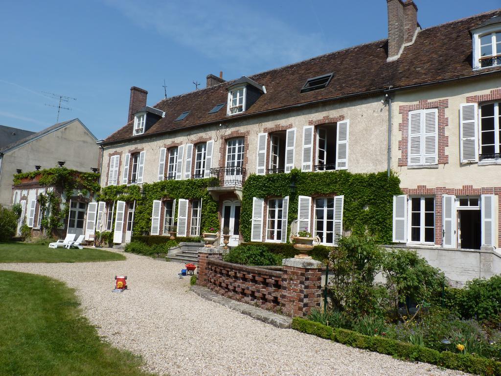 Le Clos Saint Nicolas Bed & Breakfast *